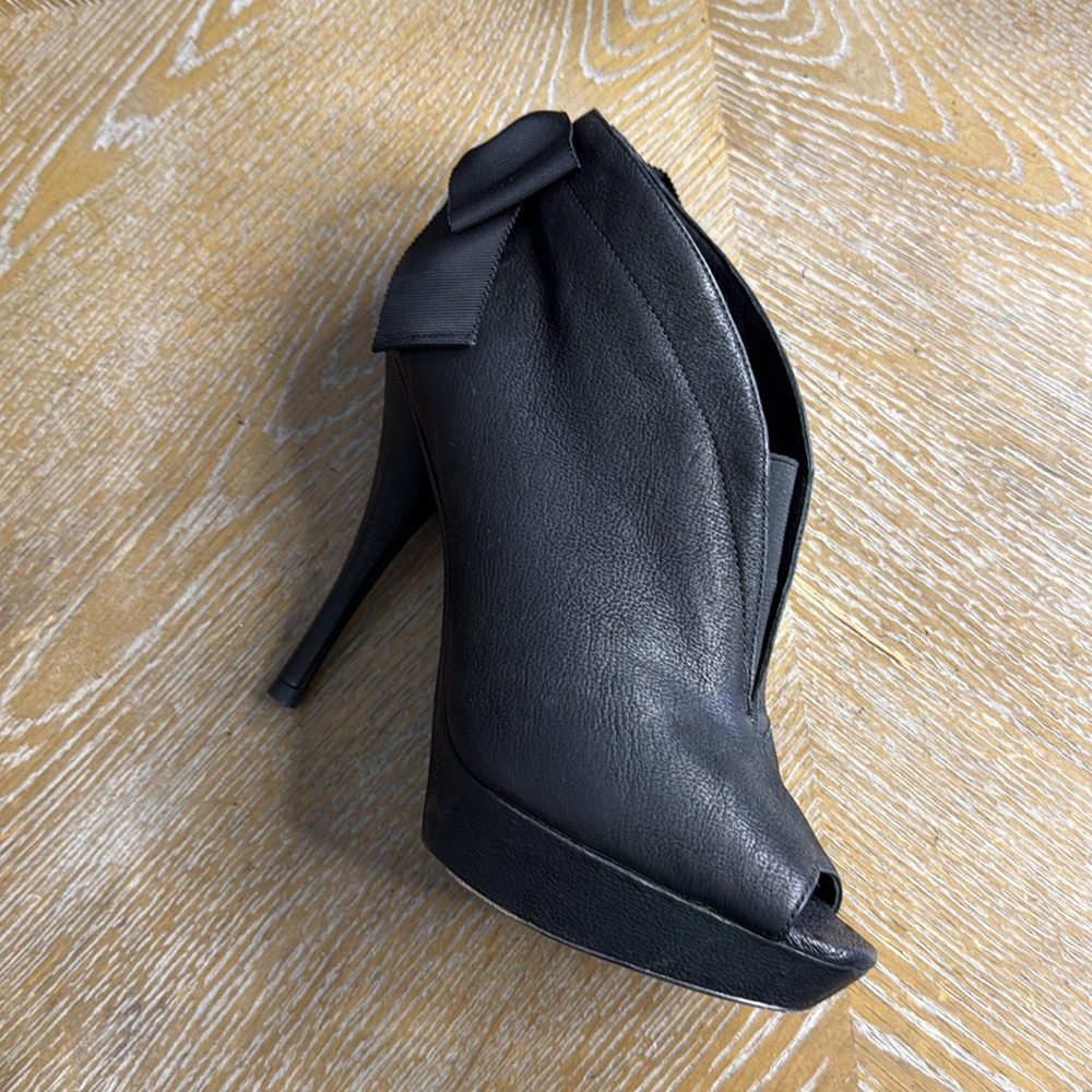 VERA WANG Footwear Black 'Royce' Heel Booties 7.5 - Picture 8 of 16